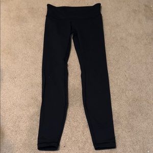 Lululemon leggings Size 6!!!!!!